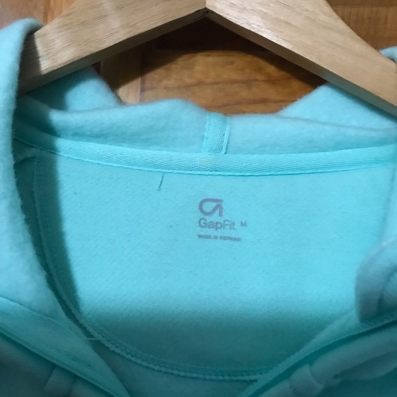 Gapfit Hoodie - Picture 3 of 4